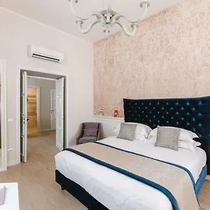 Rhea Silvia Luxury Navona Affittacamere Roma